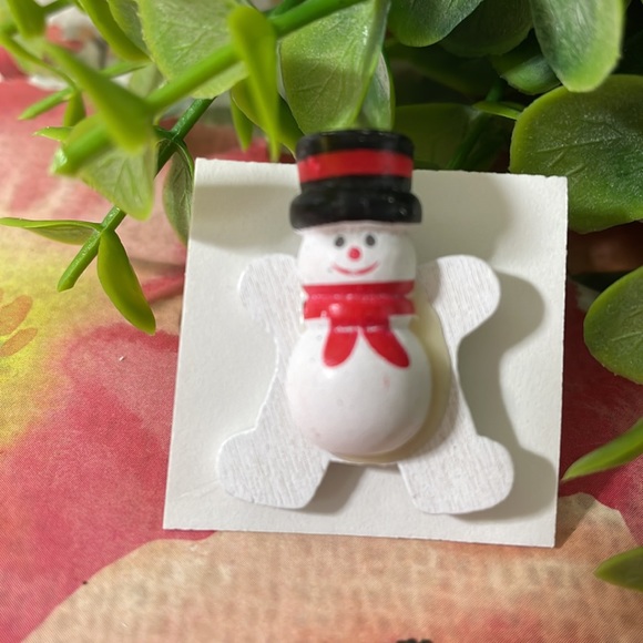 Wholesale lot of 80 Christmas 🎄 pins NEW!! - Picture 1 of 10